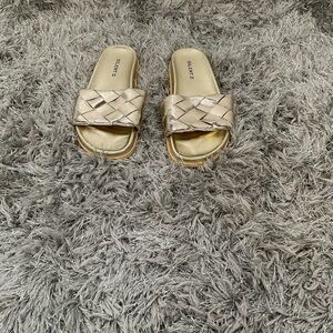 EUC Silent D Woven Slide Sandals